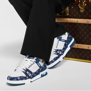 Louis Vuitton Blue and White Men's 1A9JGV
LV Trainer Sneaker Virgil Design sz8